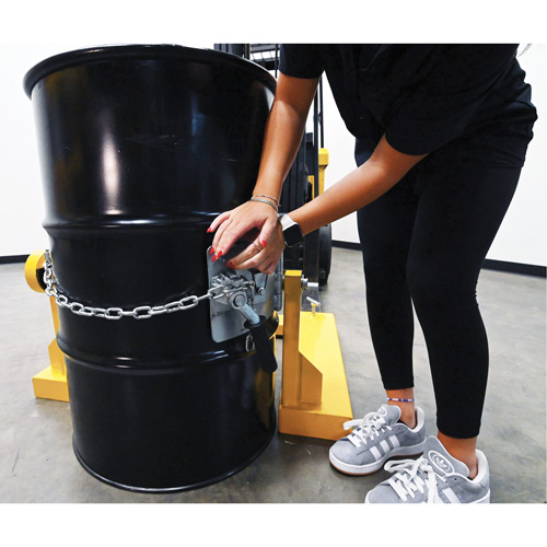 Porte-baril pour chariot &agrave; fourche, Pour 55 gal. US (45,8 gal imp&eacute;rial) MAS Chibougamau