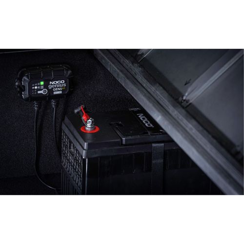 Genius&reg; Gen5X1 1-Bank, 5-Amp On-Board Battery Charger MAS Chibougamau