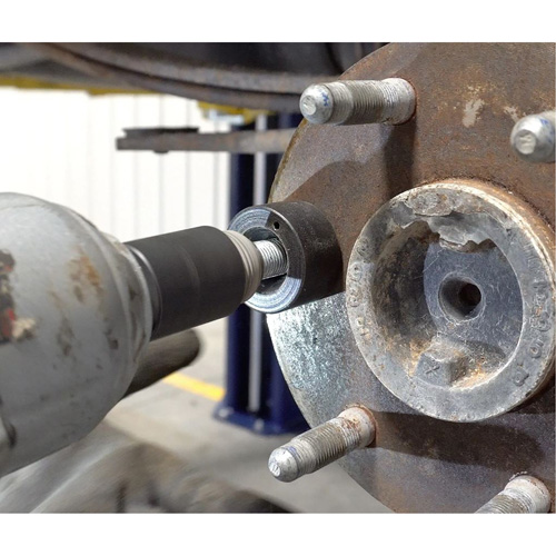 Wheel Stud Installer MAS Chibougamau