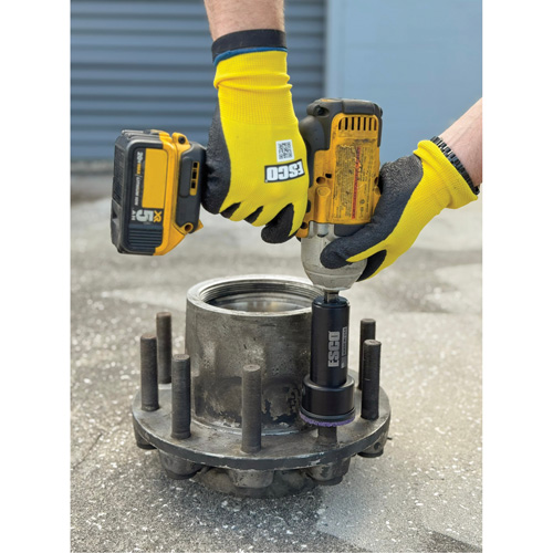 Heavy-Duty Commercial Stud & Hub All-in-One Cleaning System MAS Chibougamau