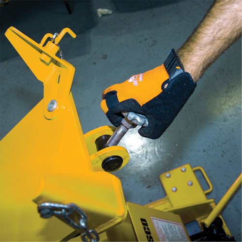 Yellow Jackit Transmission Jack, 2.2 Ton(s) Lifting Capacity MAS Chibougamau