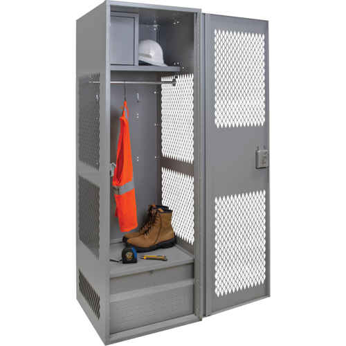 Casier pour &eacute;quipement avec porte, Acier, 24" la x 18" p x 72" h, Gris MAS Chibougamau