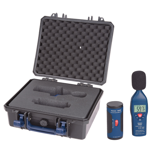Ensemble de sonom&egrave;tre et calibrateur, Gamme de mesure 30 - 130 dB MAS Chibougamau