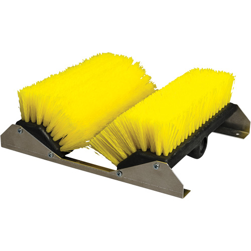 Brosse &agrave; bottes de deux niveaux, Longueur de 12" MAS Chibougamau