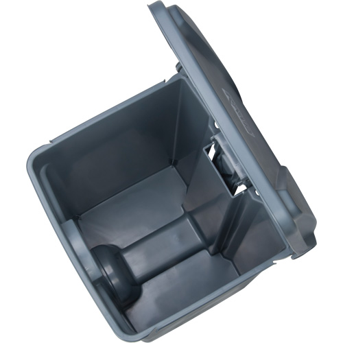 Step-On Garbage Can, Plastic, 12 US gal. Capacity MAS Chibougamau