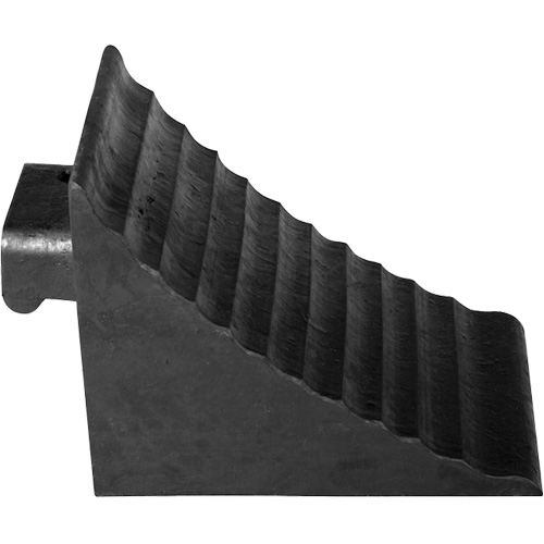 Wheel Chock, 9-3/4" x 7-1/4" x 7-3/4", Black MAS Chibougamau