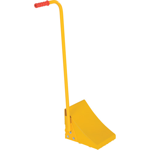 Ergo Handle Wheel Chock, Steel, Yellow, 8" W x 10-3/4" D x 9-1/8" H MAS Chibougamau