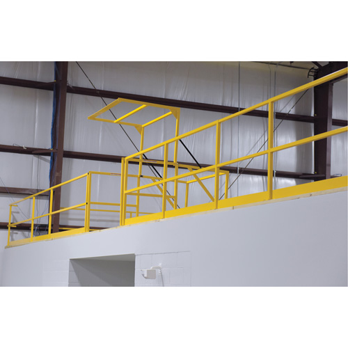 Mezzanine Safety Gate, 68-1/2" L x 42" H, 80-1/16" Raised, Yellow MAS Chibougamau
