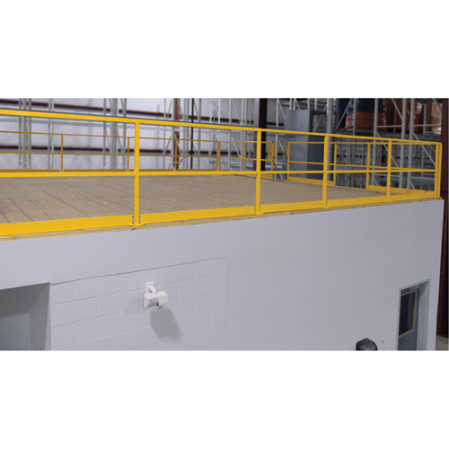 Mezzanine Safety Gate, 68-1/2" L x 42" H, 80-1/16" Raised, Yellow MAS Chibougamau