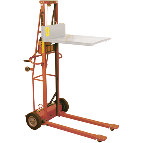 Triple Truck - Lifting Truck, 30 - 85 US Gal. (25 - 70 Imperial Gal.) Capacity MAS Chibougamau