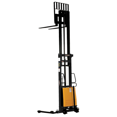 Gerbeur pour chariot &eacute;l&eacute;vateur, Fonctionnement &eacute;lectrique, Capacit&eacute; 2000 lb, Lev&eacute;e max 137" MAS Chibougamau