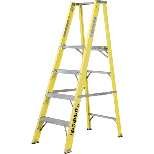 Industrial Heavy-Duty Platform Stepladders (6500 Series), 8', 300 lbs. Cap. MAS Chibougamau
