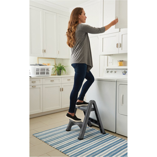 Folding Step Stool, 2 Steps, 19-1/2" x 20-1/2" x 22-3/4" High MAS Chibougamau