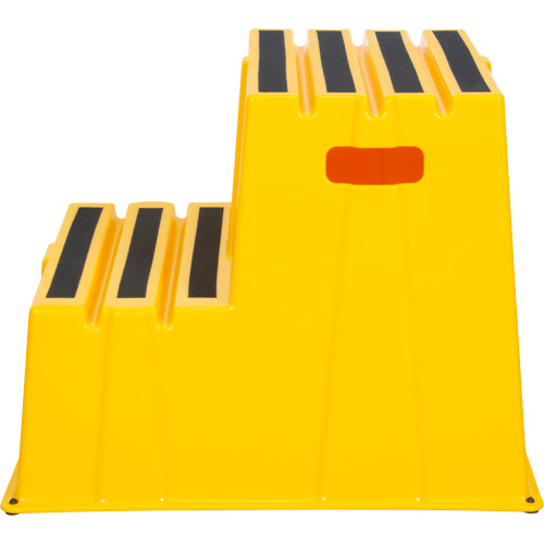 Escabeau industriel, 2 marches, 26" x 22-7/16" x Hauteur 19-11/16" MAS Chibougamau