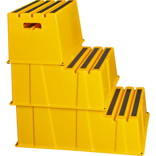 Industrial Step Stool, 3 Steps, 34-13/16" x 22-7/16" x 28-1/2" High MAS Chibougamau