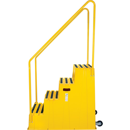 Industrial Step Stool, 4 Steps, 44" x 22-1/4" x 65-1/8" High MAS Chibougamau