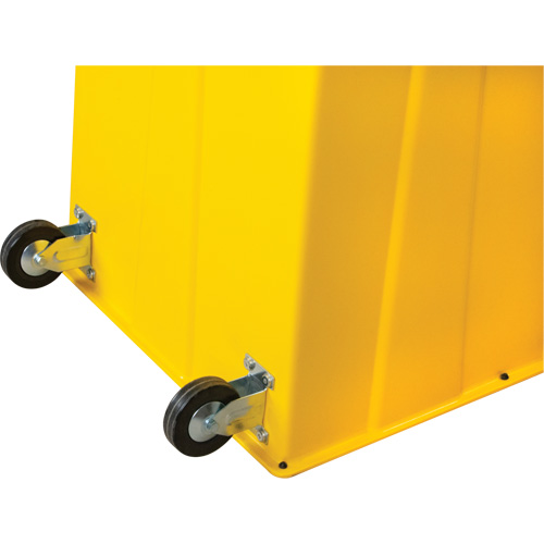 Industrial Step Stool, 4 Steps, 44" x 22-1/4" x 65-1/8" High MAS Chibougamau