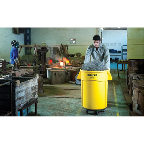 Brute&reg; Dolly, Polyethylene, Black, Fits: 20 - 55 US Gal. MAS Chibougamau