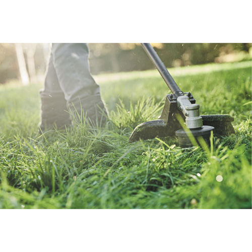 Max* Cordless Brushless Attachment-Capable String Trimmer, 17", Battery Powered, 60 V MAS Chibougamau