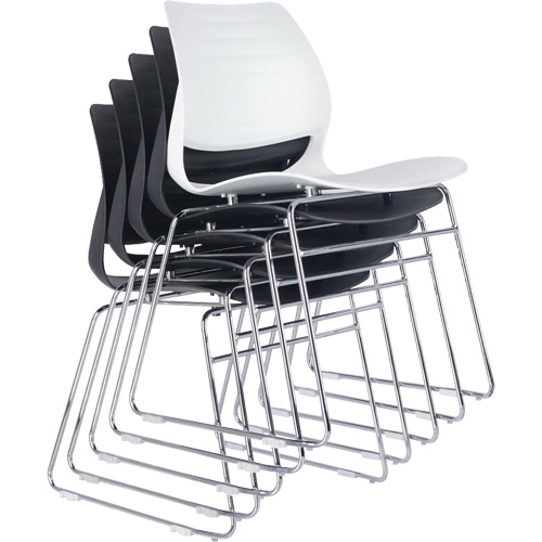 Chaises empilables, Polypropyl&egrave;ne, Hauteur 32", Capacit&eacute; 250 lb, Noir MAS Chibougamau
