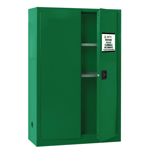 Armoire de rangement pour pesticides, 45 gal., 65" h x 43" l x 18" p MAS Chibougamau