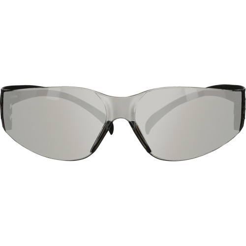Lunettes de protection de s&eacute;rie 100 SecureFit, Lentille Gris/Int&eacute;rieur/ext&eacute;rieur, Antibu&eacute;e/Anti-&eacute;gratignures, ANSI Z87+/R&eacute;pond ou surpasse la norme CSA Z94.3 MAS Chibougamau