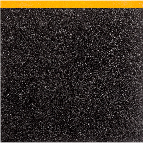Couvre-marches antid&eacute;rapants en plastique renforc&eacute; de fibre de verre SafeStep, 47,25" la x 47,25" lo MAS Chibougamau