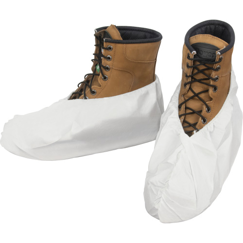 Shoe Covers, One Size, Microporous, White MAS Chibougamau