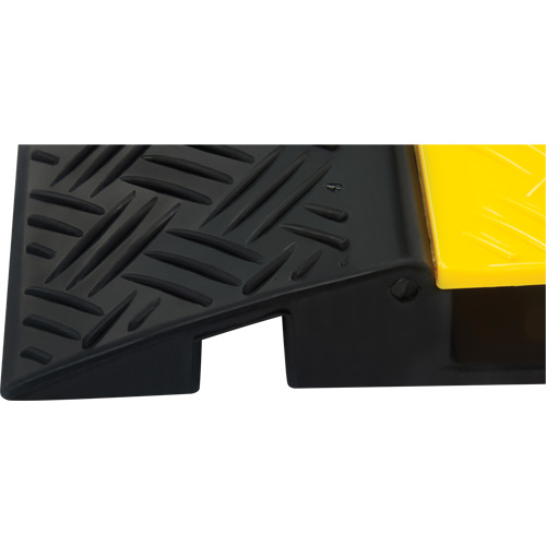 Polyurethane Cable Protector, 3 Channels, 35.43" L x 19.69" W x 3" H MAS Chibougamau
