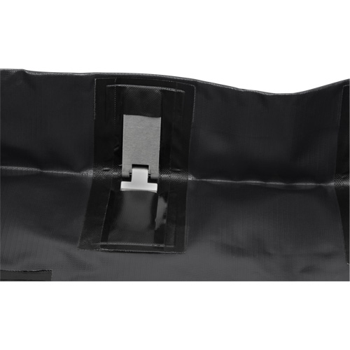 Collapsible Berm, 179 US gal. Capacity, 6' W x 8' L x 6" H, Snap-Up Bracket MAS Chibougamau