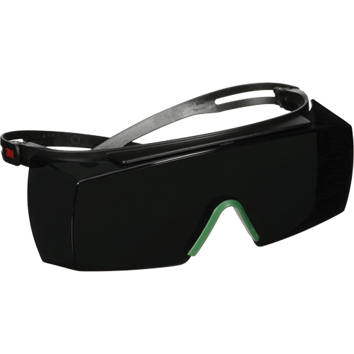 Lunettes de s&eacute;curit&eacute; SecureFit s&eacute;rie 3700 SF3750AS-BLK, Lentille Gris/IR 5.0, Anti-&eacute;gratignures, ANSI Z87+/R&eacute;pond ou surpasse la norme CSA Z94.3 MAS Chibougamau