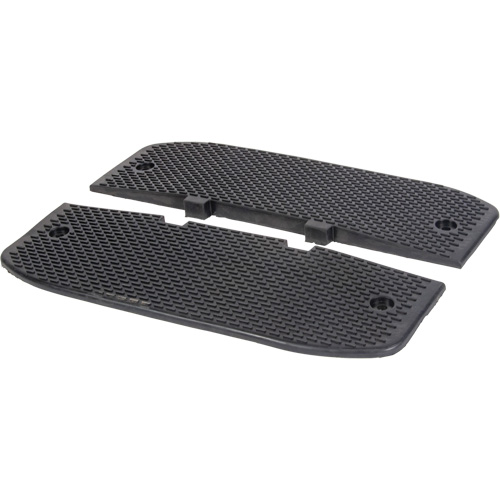 Speed Hump End Caps, Rubber, 3' L x 20" W x 2" H MAS Chibougamau