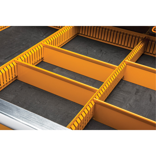 Chariot &agrave; outils &eacute;lectrique, 11 tiroirs, 42-1/2" la x 24-7/16" p x 41" h, Noir/Orange MAS Chibougamau