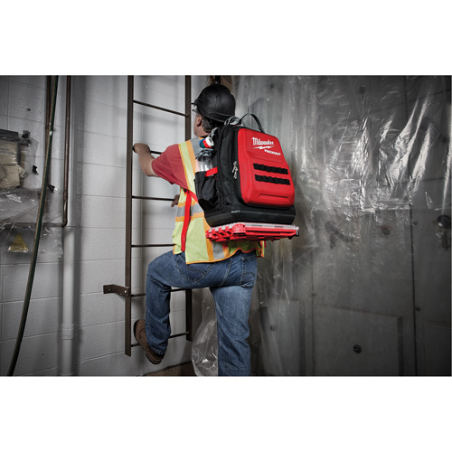 Packout Backpack, 15-3/4" L x 11-4/5" W, Black/Red, Ballistic MAS Chibougamau