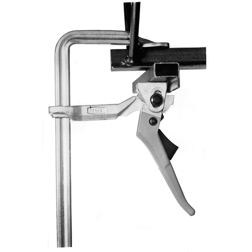 Serre-joints &agrave; levier (s&eacute;rie LC), 8" (203,2 mm), Force de serrage 660 lb MAS Chibougamau