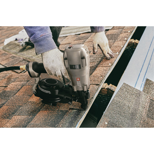 15° Pneumatic Coil Roofing Nailer MAS Chibougamau