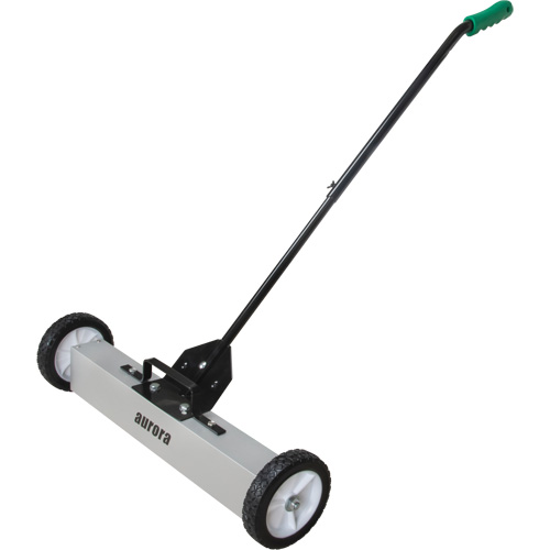 Balayeuse magn&eacute;tique &agrave; pousser, 24" la MAS Chibougamau