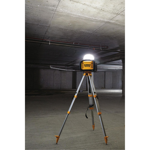 Tool Connect 20V Max All-Purpose Cordless Work Light, LED, 5000 Lumens, Plastic Housing MAS Chibougamau