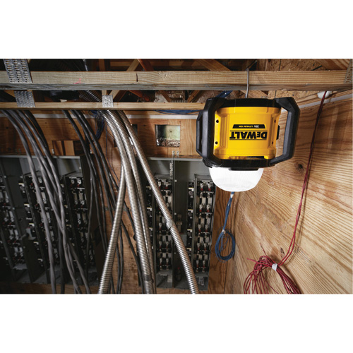Tool Connect 20V Max All-Purpose Cordless Work Light, LED, 5000 Lumens, Plastic Housing MAS Chibougamau