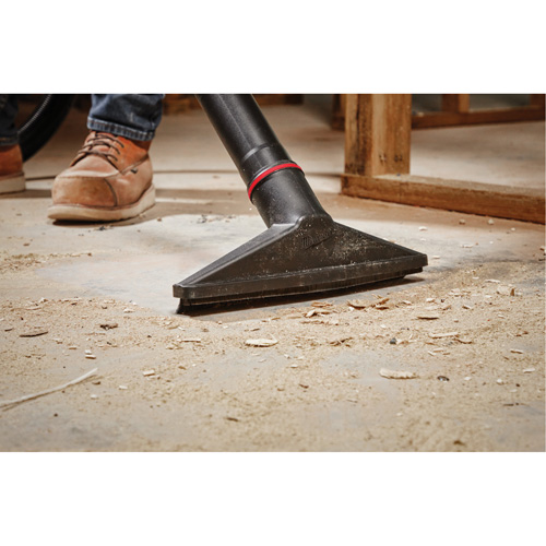 Brosse &agrave; plancher de 2-1/2" MAS Chibougamau