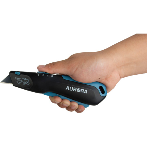 Retractable Safety Knife , Stainless Steel, Heavy-Duty, Plastic/Aluminum Handle MAS Chibougamau
