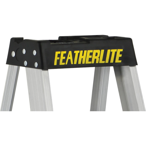 Escabeaux industriels extra robustes, 2', Aluminium, Capacit&eacute; 300 lb, Type 1A MAS Chibougamau