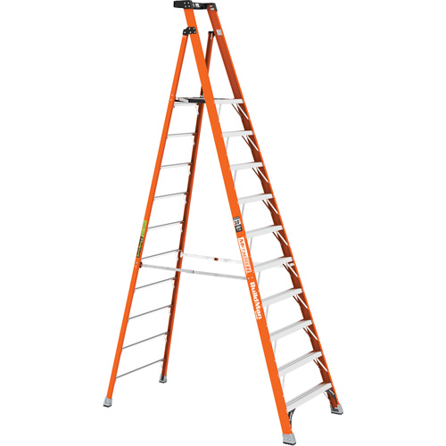 Escabeau avec plateforme Safespace, 10', Cap. De 300 lb MAS Chibougamau