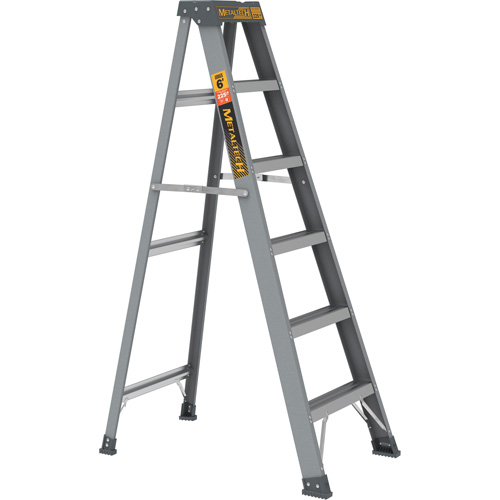 Step Ladder, 6', Fibreglass, 225 lbs. Capacity, Type 2 MAS Chibougamau