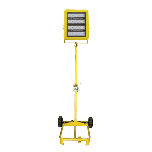 Chariot d'&eacute;clairage &agrave; t&ecirc;te unique avec treuil, DEL, 200 W, 30000 lumens, Boîtier en Aluminium MAS Chibougamau