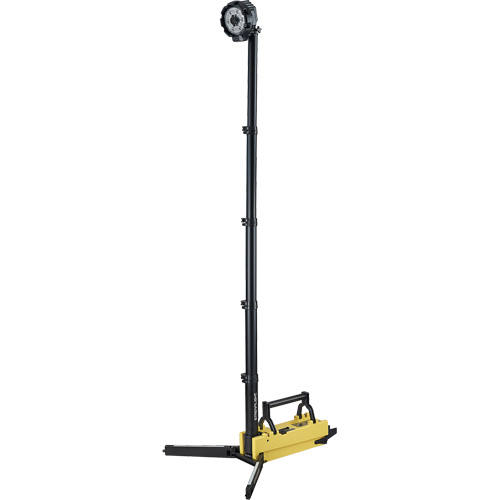 Portable Extendable Scene Light, LED, 5300 Lumens, Plastic Housing MAS Chibougamau