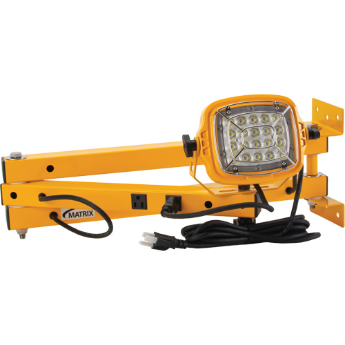 Lampe de quai, Bras 40", 50 W, Ampoule DEL, M&eacute;tal MAS Chibougamau