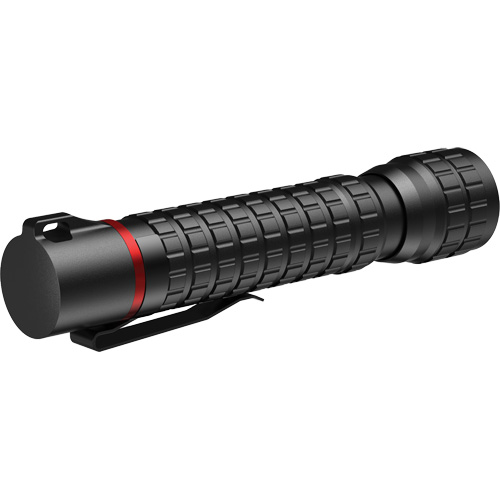 Lampe de poche &eacute;tanche G40R avec mise au point par rotation, DEL, 650 lumens, Piles Rechargeable MAS Chibougamau