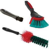 Ensemble de brosses pour l'int&eacute;rieur et l'ext&eacute;rieur des v&eacute;hicules de la s&eacute;rie Transport MAS Chibougamau