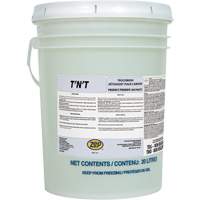 Produit nettoyant pour camion et remorque TNT, 20 L, Seau MAS Chibougamau